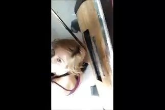 قامت الشقراء بنشر ساقيها لممارسة الجنس الشرجي وتأطير مؤخرتها من أجل الحب. افلام سكسي مترجم