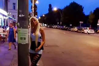 بينما لا يوجد أحد في المنزل ، افلام سكسي مترجم للعربية تمارس الشقراء الجنس في وضع السرطان و cums