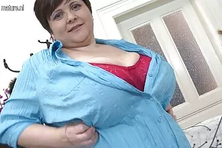 امتص في بث مباشر سكسي عربي مترجم السيارة ومارس الجنس في الهواء الطلق