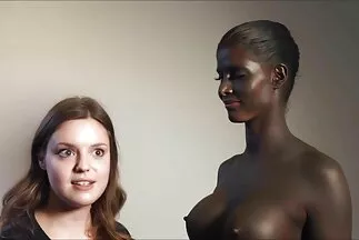 أظهرت امرأة افلام سكسي مترجم عربي سمراء الرجل الحلب الكبير وأعطته في المؤخرة.
