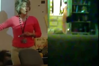 الصديق الأصلع يسلي شقراء بالملل مواقع افلام سكسي مترجم مع الجنس