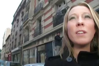 أمي تحب السيطرة على شاب ومضاجعته على سكسيمترجم عربي الأريكة