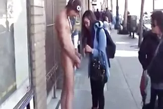 رجل مع عشيقته يمارس سكسي مدبلج عربي الجنس مع صديقته في ساونا الريف