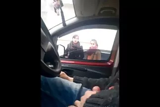 ساعد المرأة في وضع الديك فلم سكسي اجنبي مترجم عربي الأسود في مؤخرتها
