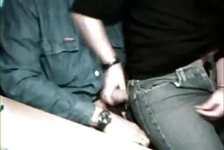 لطيف طالب أعطى سكسي محارم اجنبي مترجم عربي كس إلى جارها