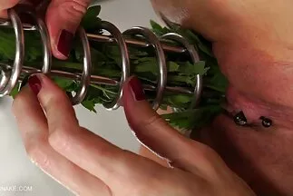 ربح الرجال الجدل ومارس الجنس مع الجمال سكايلر فوكس سكسي مترجم بلعربي في جميع الثقوب الضيقة