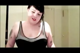 نحيل الجمال سكسي اجنبي وعربي مع شعر كس يتمتع المهبل.