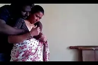 قررت جميلتان صغيرتان إرضاء افلام سكسي اجنبي وعربي الرجل الذي يمارس الجنس الجماعي