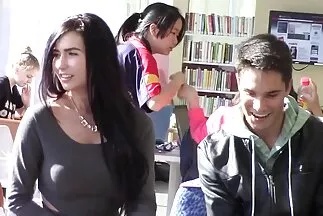 الرجل الملاعين أمي في فيلم سكسي مترجم عربي الحمار كبيرة المقربة قسط