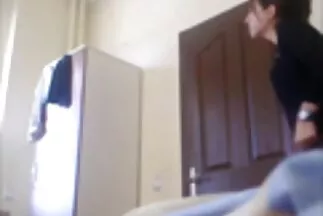 الشقراوات اللطيفة بدلاً من uni تمارس الجنس السحاقي مع دسار أزرق فيلم سكسي اجنبي مترجم