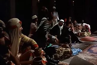 مجموعة الشرج مع افلام سكسي مترجمة اثنين من السمراوات الفاسدة على الأريكة.