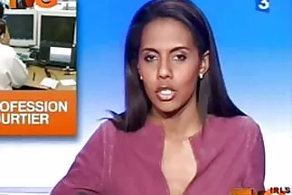 شقراء سمينة بث مباشر سكسي عربي مترجم مع حلبات كبيرة تقفز على قضيب عشيقها.